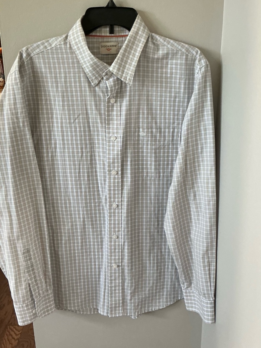 Dockers Men's Light Gray Plaid Dress Shirt